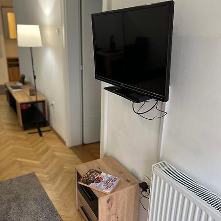 Apartment Dostojevski Нови Сад Екстериор снимка