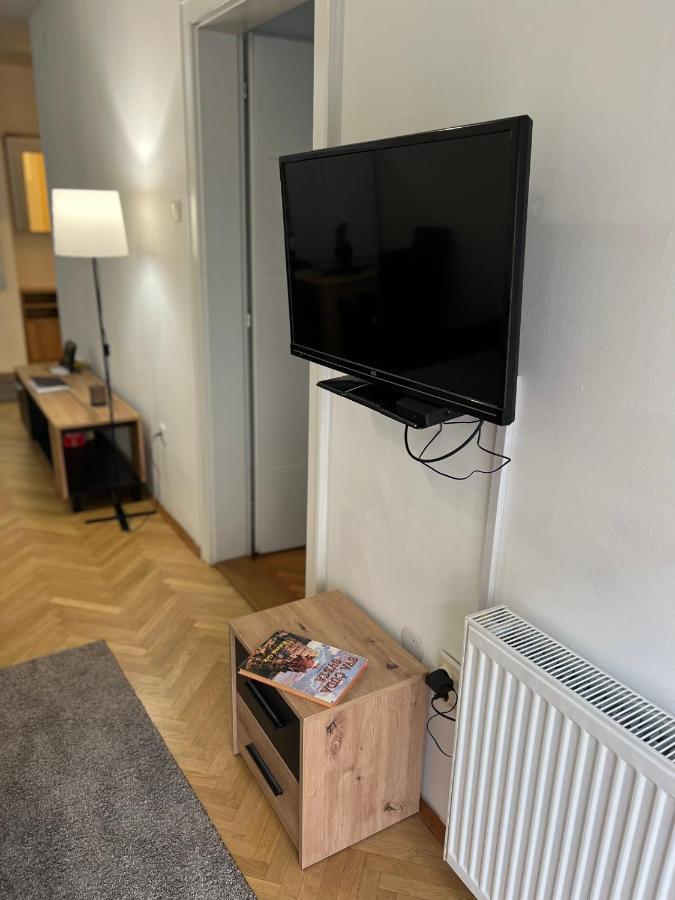 Apartment Dostojevski Нови Сад Екстериор снимка