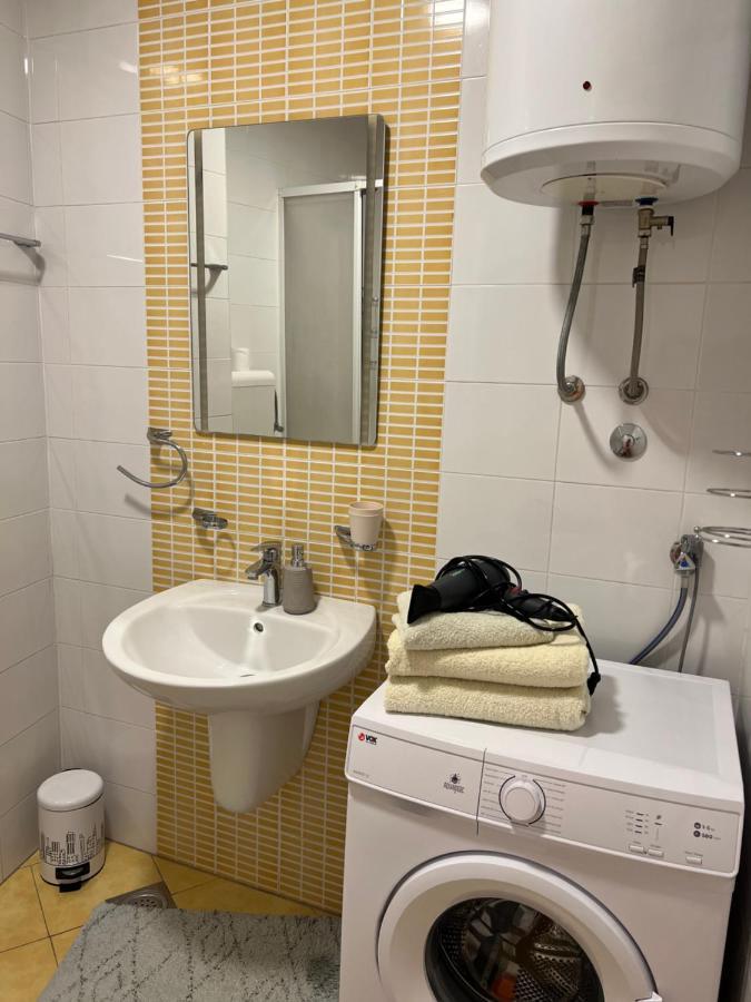 Apartment Dostojevski Нови Сад Екстериор снимка