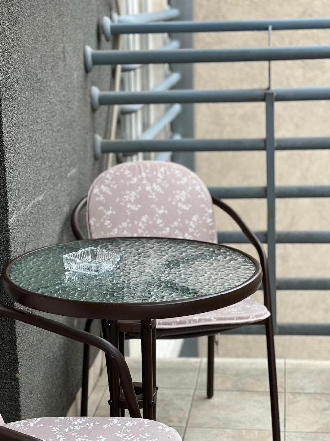 Apartment Dostojevski Нови Сад Екстериор снимка