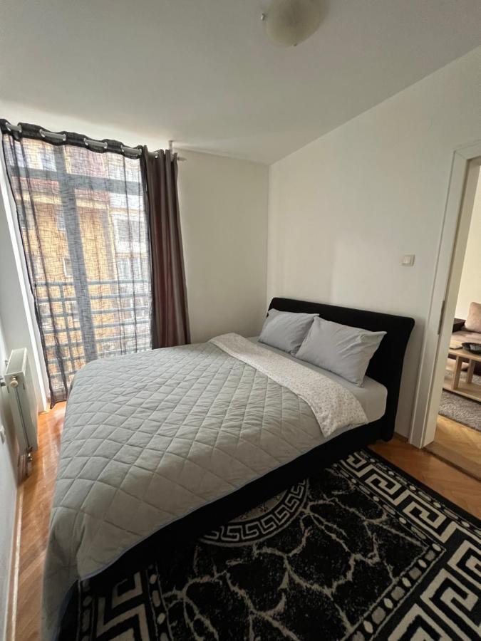 Apartment Dostojevski Нови Сад Екстериор снимка
